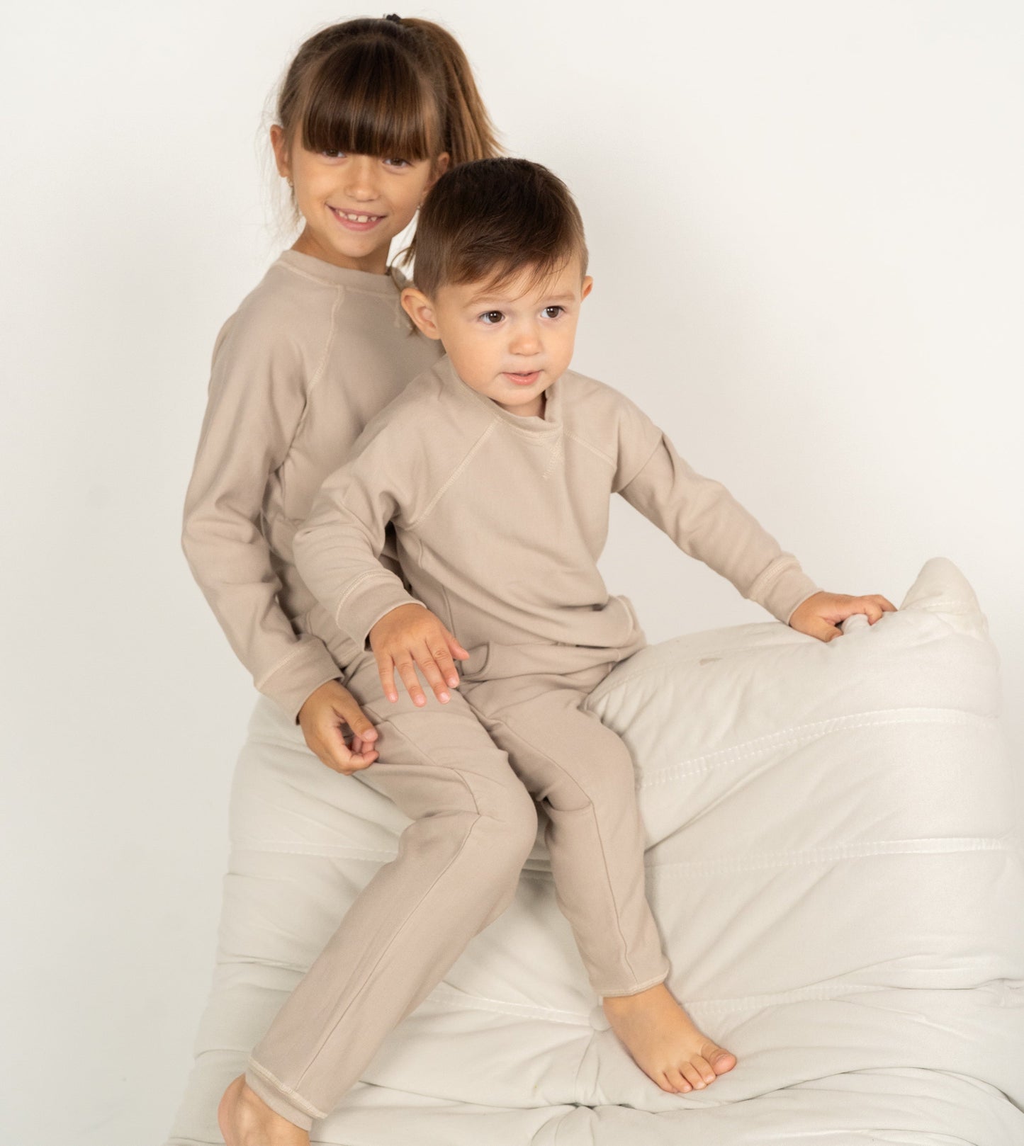 bamboo fleece sweatshirt taupe