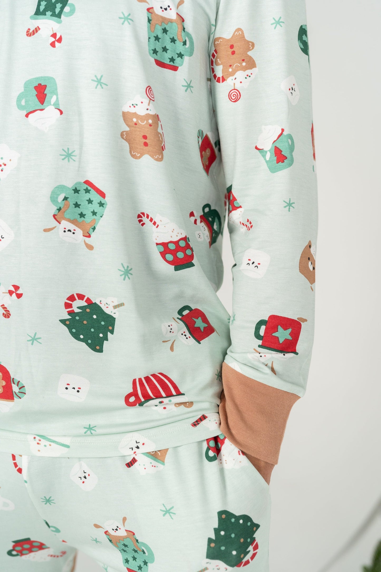 men's bamboo pajama set festive cocoa print