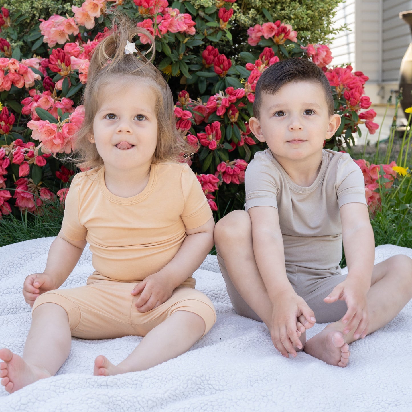 Bamboo Short Sleeve Top & Shorts Pajama Set (Owl Feather)