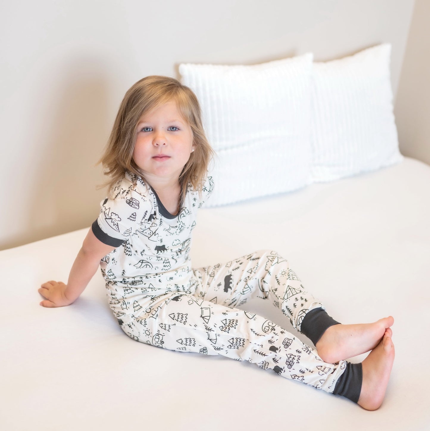 bamboo short sleeve pajama set doodle camp print