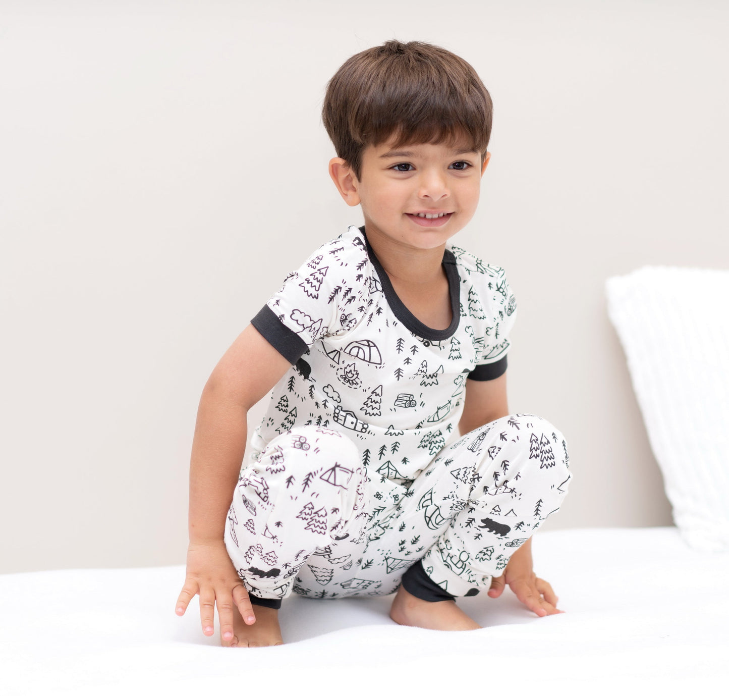 bamboo short sleeve pajama set doodle camp print