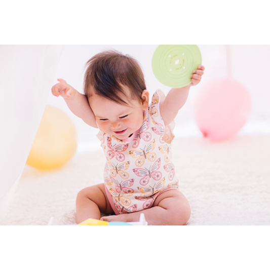 How to Take Cute Pictures of Baby