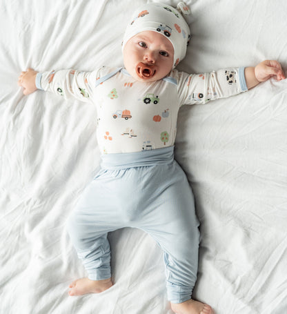 bamboo long sleeve onesie pumpkin farm print