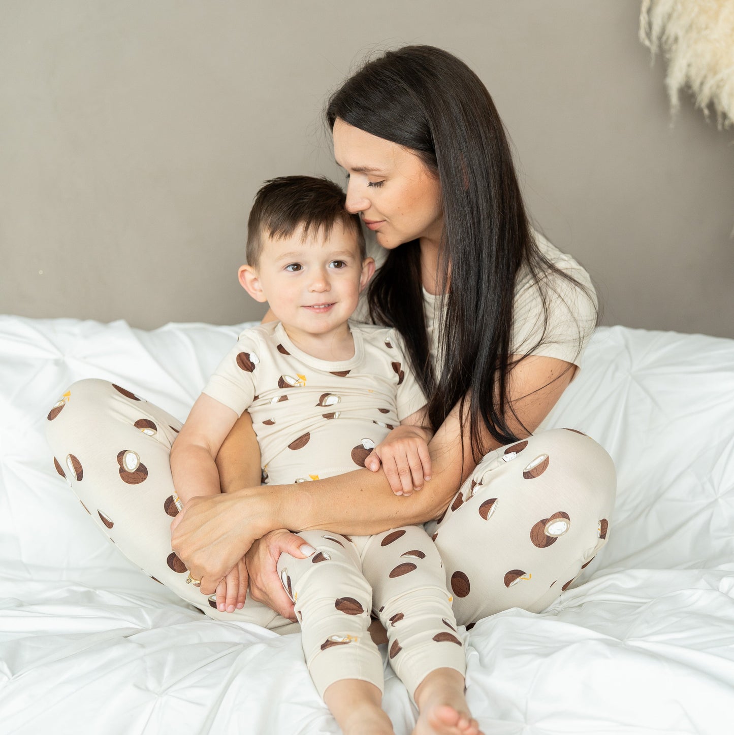 Wommen's Bamboo Short Sleeve Pajama Set (Coconut Print)