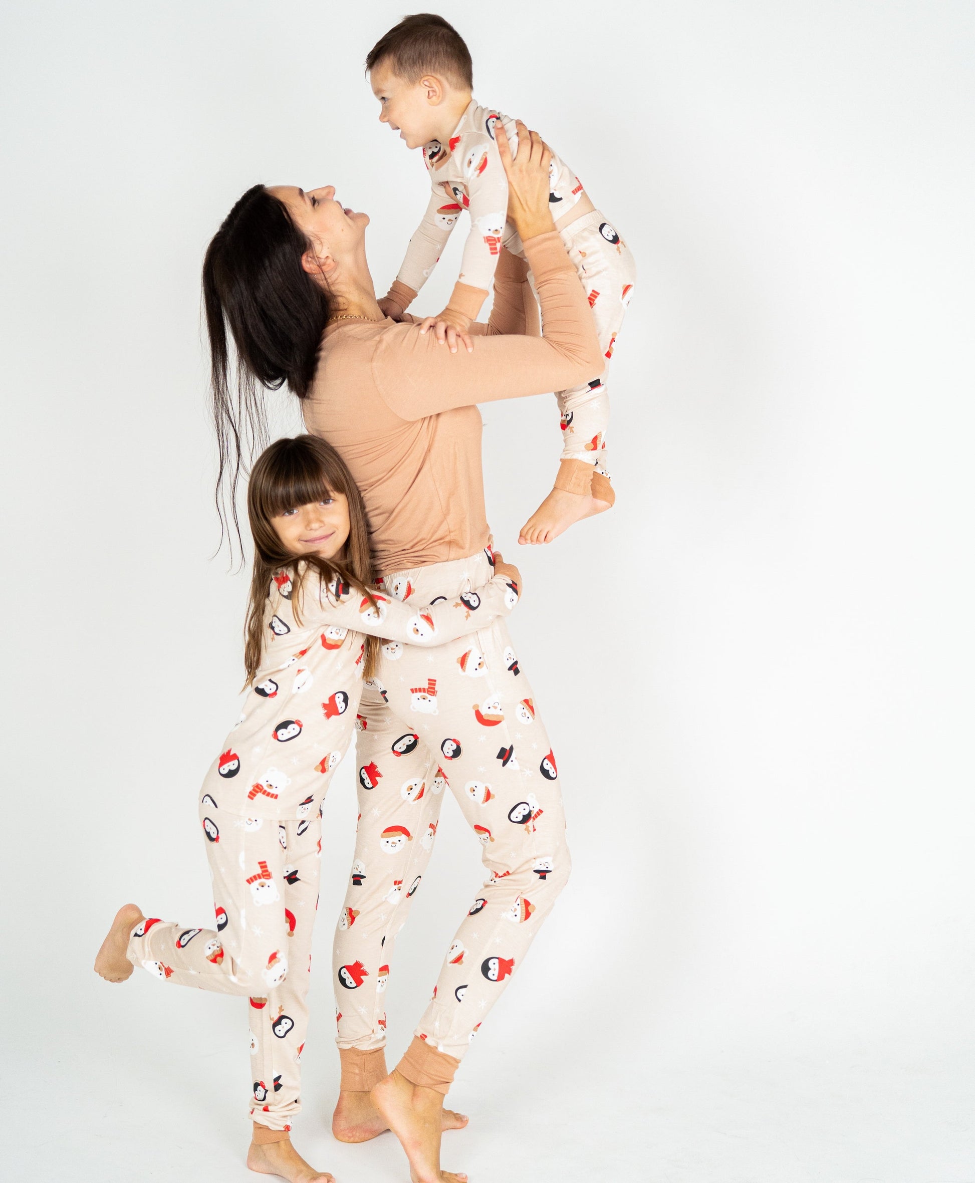 bamboo long sleeve pajama set snowy faces print