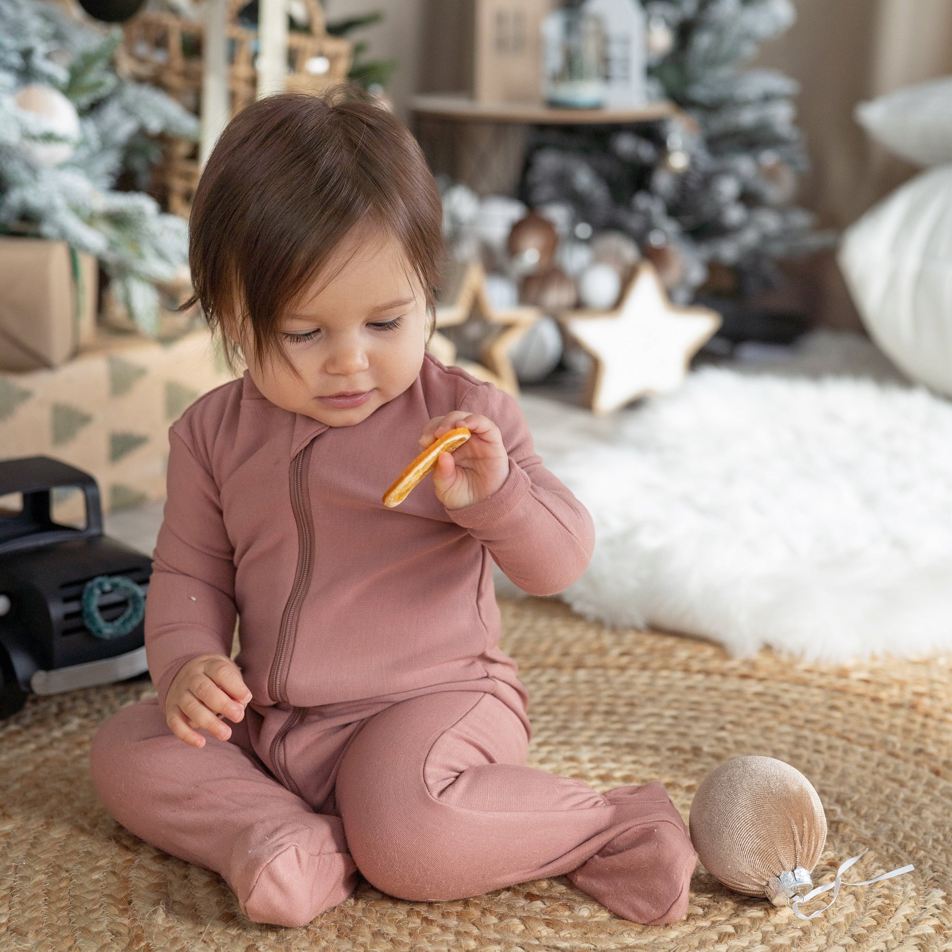 bamboo fleece footies chocolate