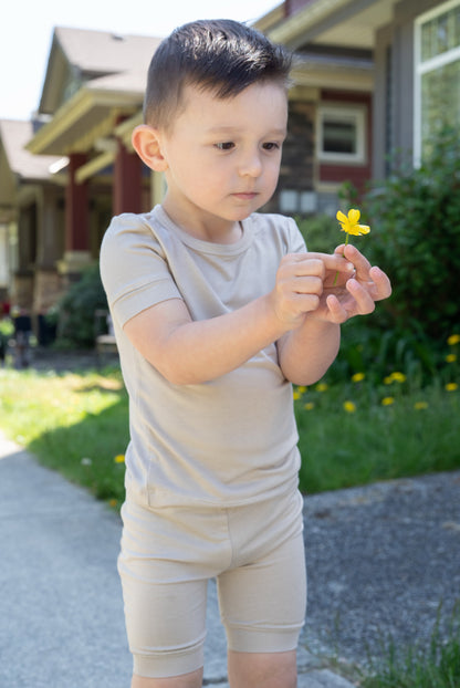 Bamboo Short Sleeve Top & Shorts Pajama Set (Owl Feather)