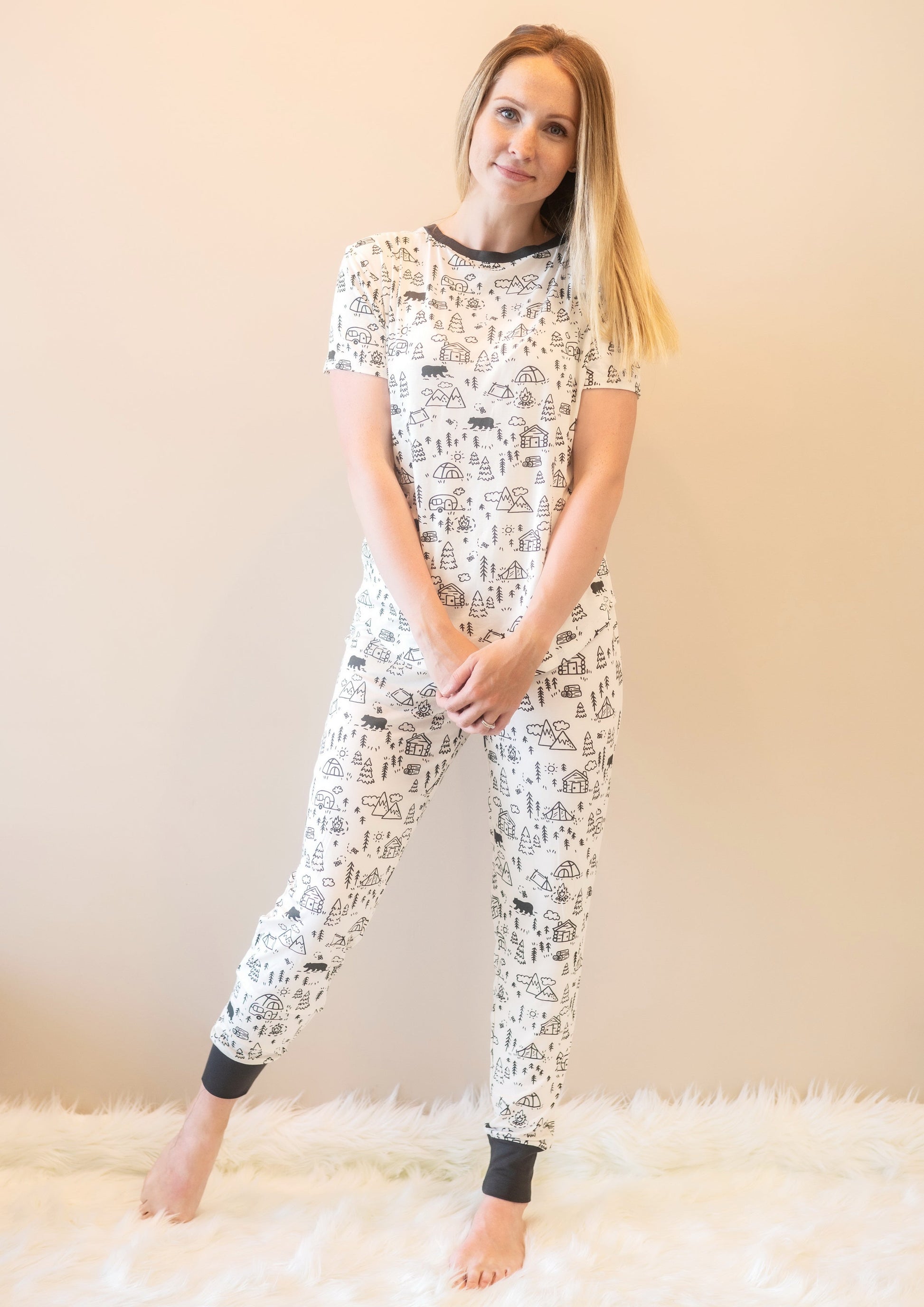 Women's Bamboo Short Sleeve Pajama Set (Doodle Camp Print) – https